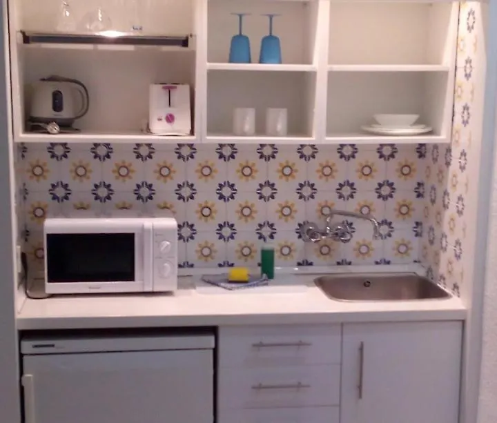 Los Cisnes Beach Studio 100M Playa Apartment Benalmadena