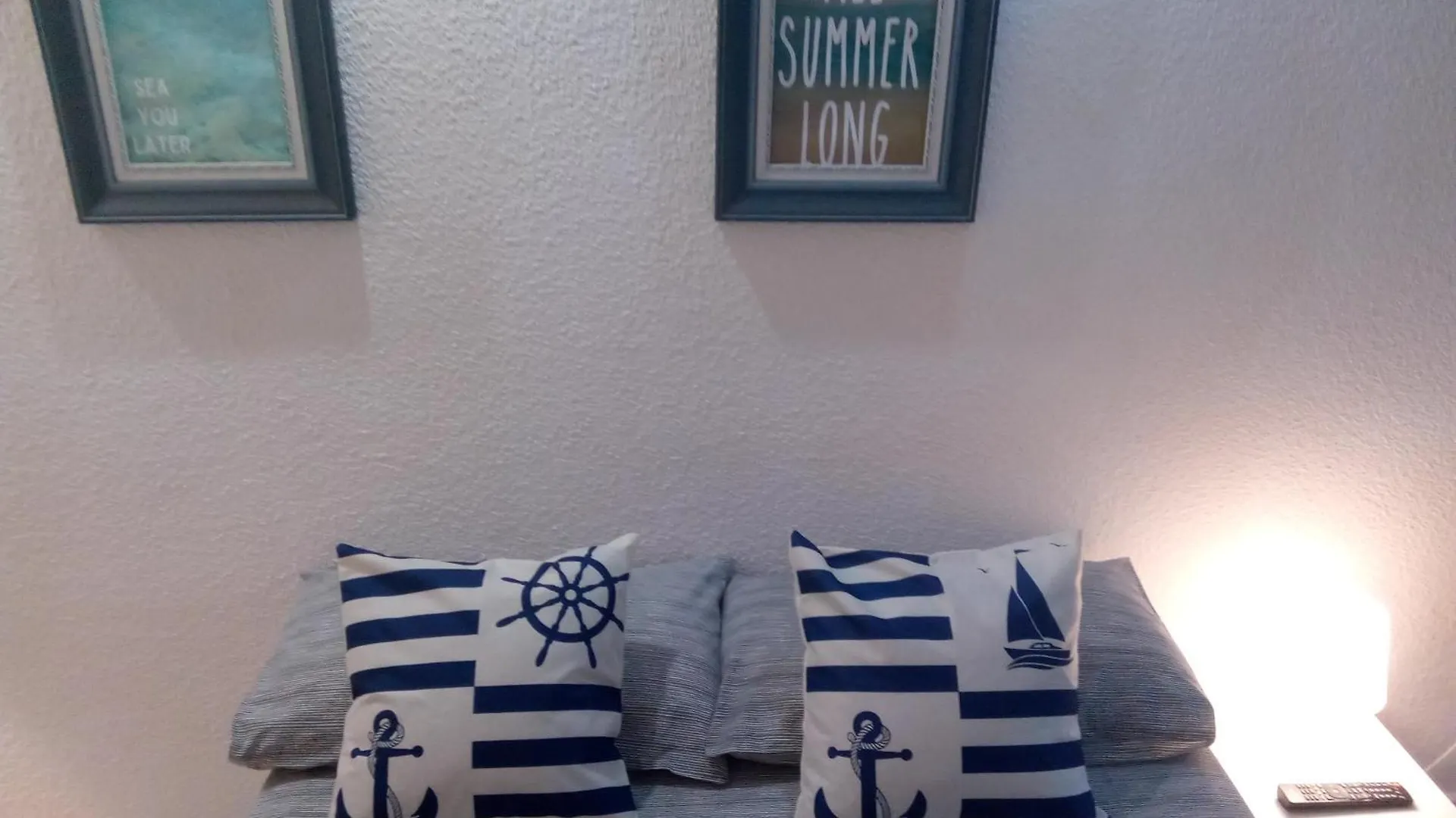 Los Cisnes Beach Studio 100M Playa Apartment Benalmadena Spain